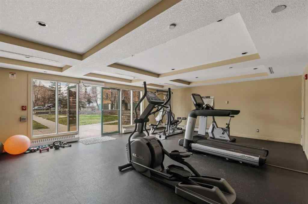 MLS® A2254152 - Unit #204 3111 34 Avenue NW in Varsity Calgary, Residential