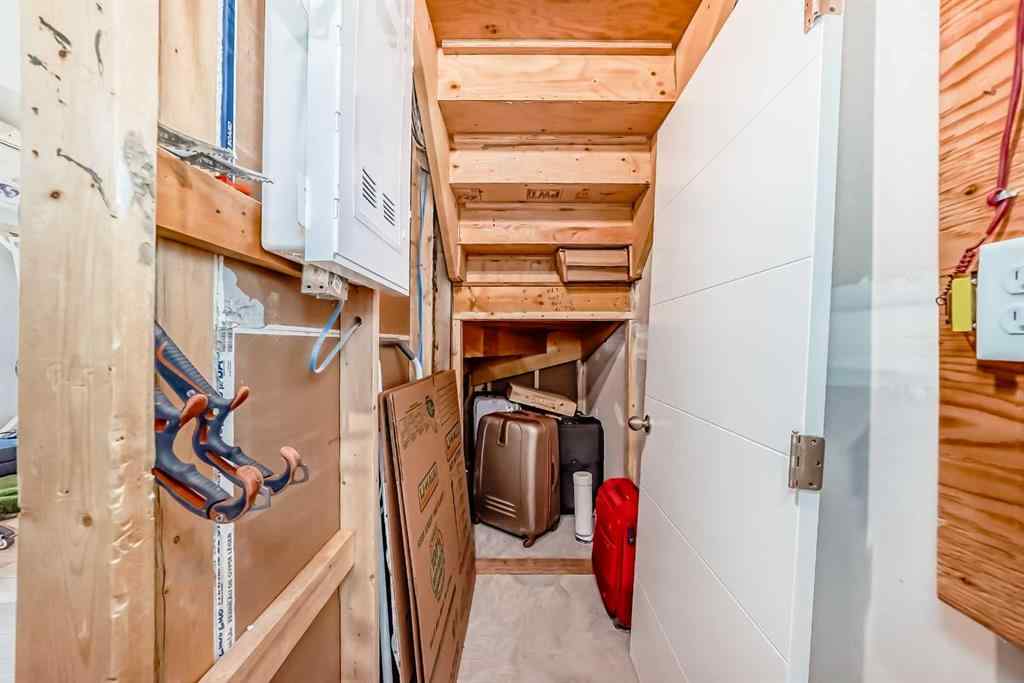 MLS® A2254154 - 57 Spring Creek Common SW in Springbank Hill Calgary, Residential