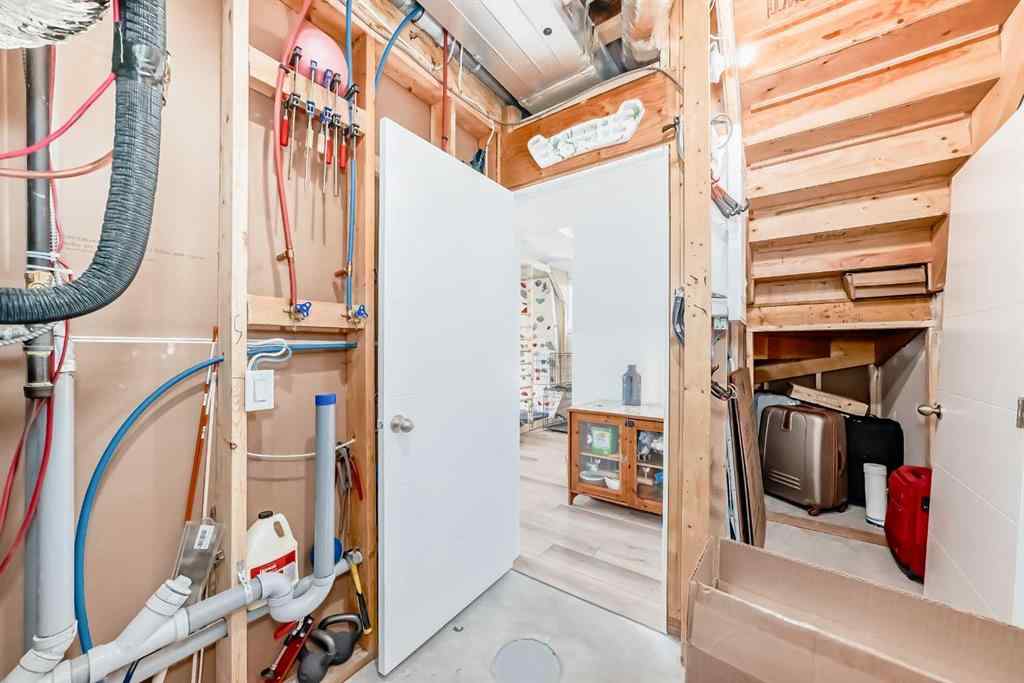 MLS® A2254154 - 57 Spring Creek Common SW in Springbank Hill Calgary, Residential