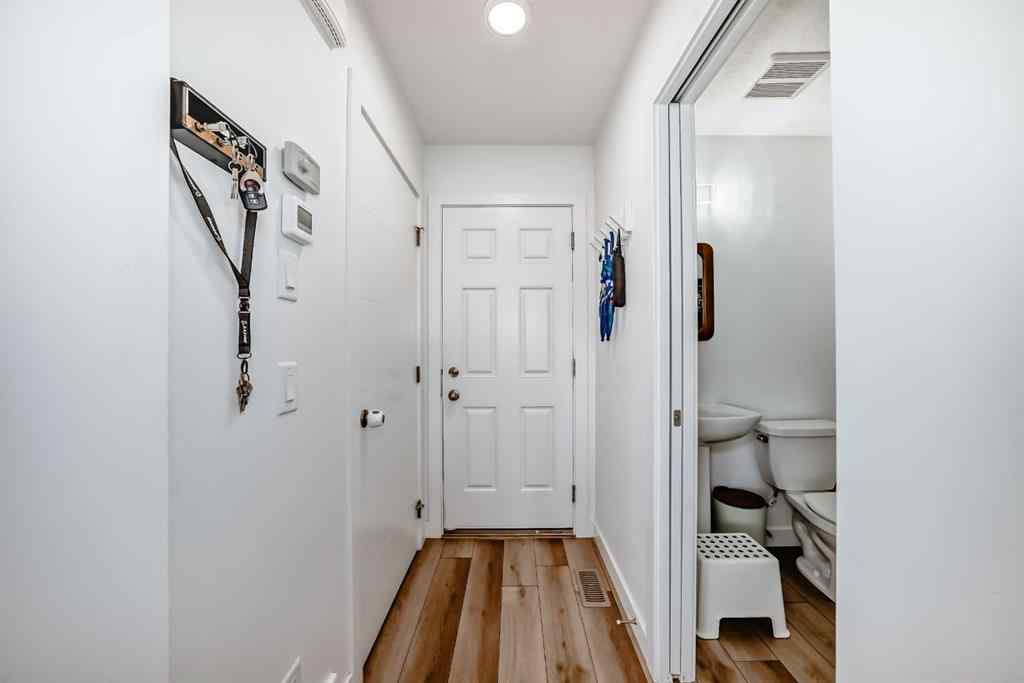 MLS® A2254154 - 57 Spring Creek Common SW in Springbank Hill Calgary, Residential