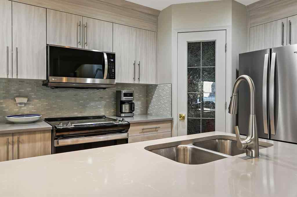 MLS® A2254156 - 125 Everwillow Close SW in Evergreen Calgary, Residential