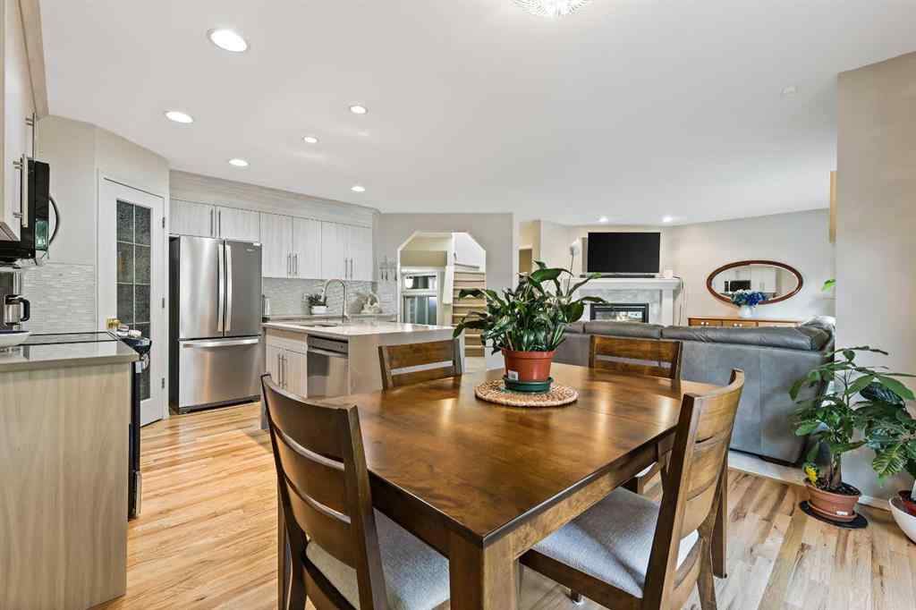 MLS® A2254156 - 125 Everwillow Close SW in Evergreen Calgary, Residential