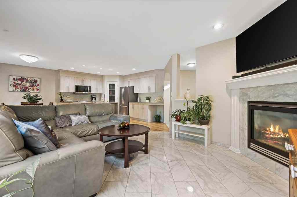 MLS® A2254156 - 125 Everwillow Close SW in Evergreen Calgary, Residential
