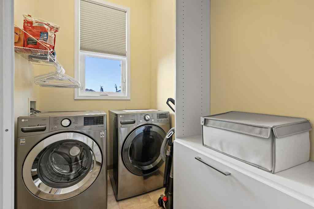 MLS® A2254156 - 125 Everwillow Close SW in Evergreen Calgary, Residential