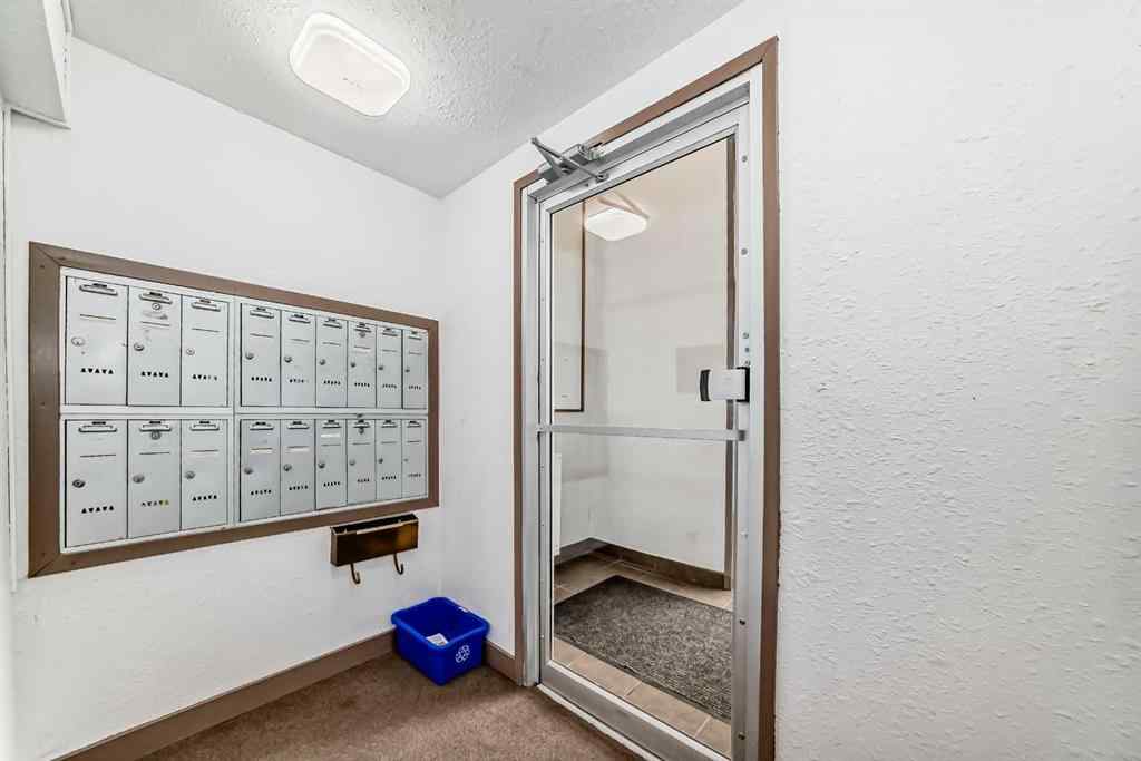 MLS® A2254158 - Unit #101 1113 37 Street SW in Rosscarrock Calgary, Residential
