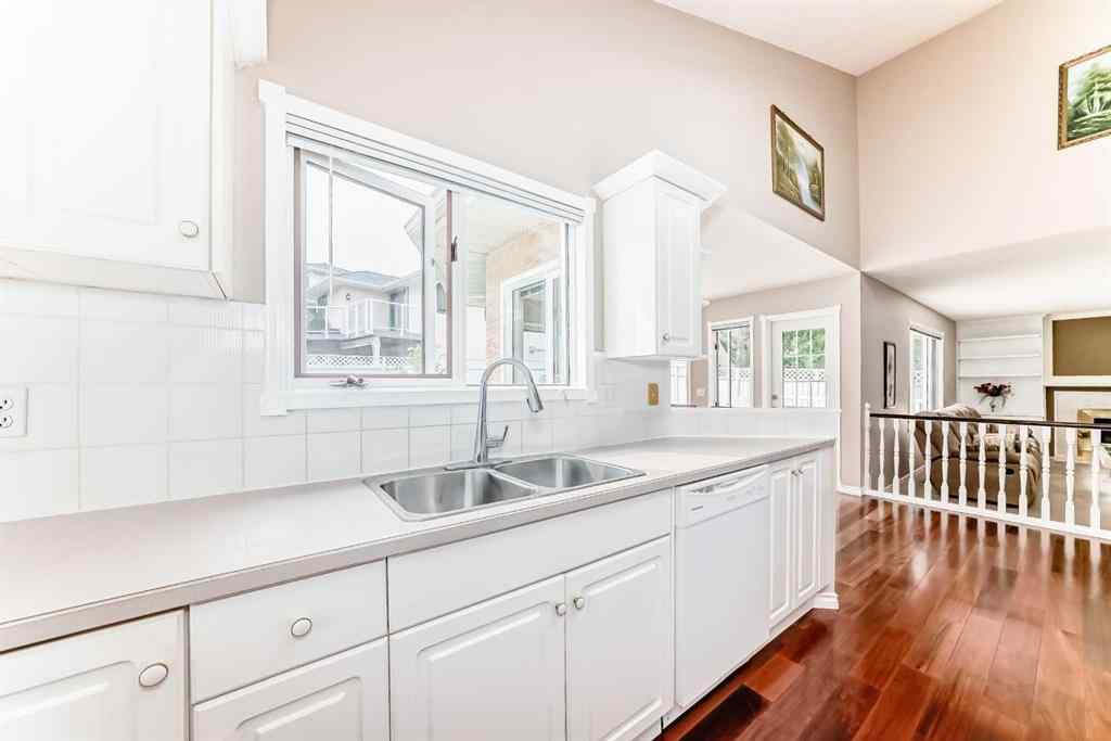 MLS® A2254159 - 1405 Shawnee Road SW in Shawnee Slopes Calgary, Residential