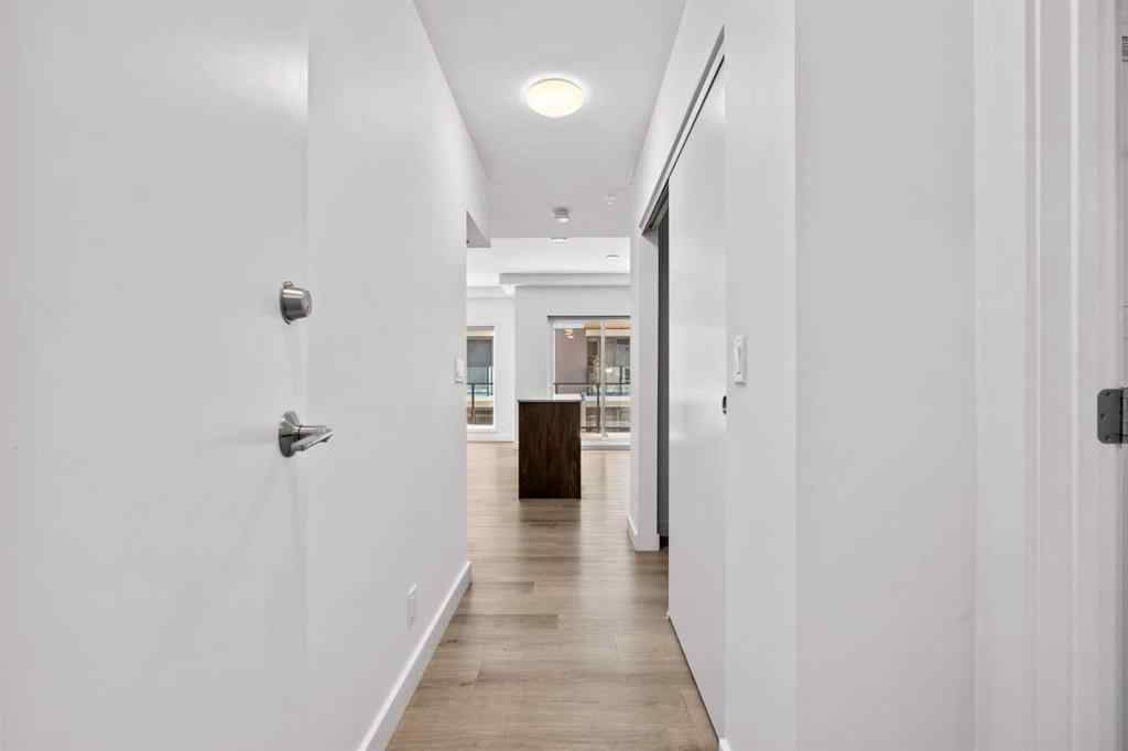 MLS® A2254160 - Unit #304 455 1 Avenue NE in Crescent Heights Calgary, Residential