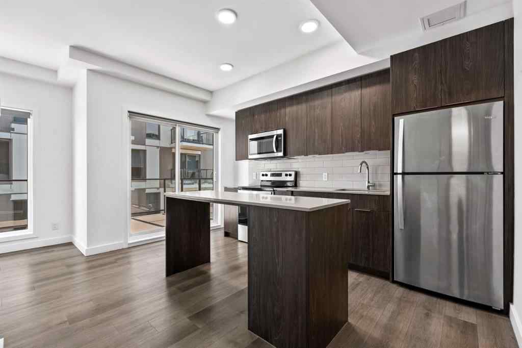 MLS® A2254160 - Unit #304 455 1 Avenue NE in Crescent Heights Calgary, Residential