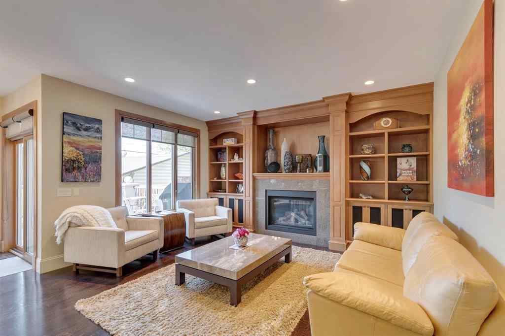 MLS® A2254166 - 2609 7 Avenue NW in West Hillhurst Calgary, Residential