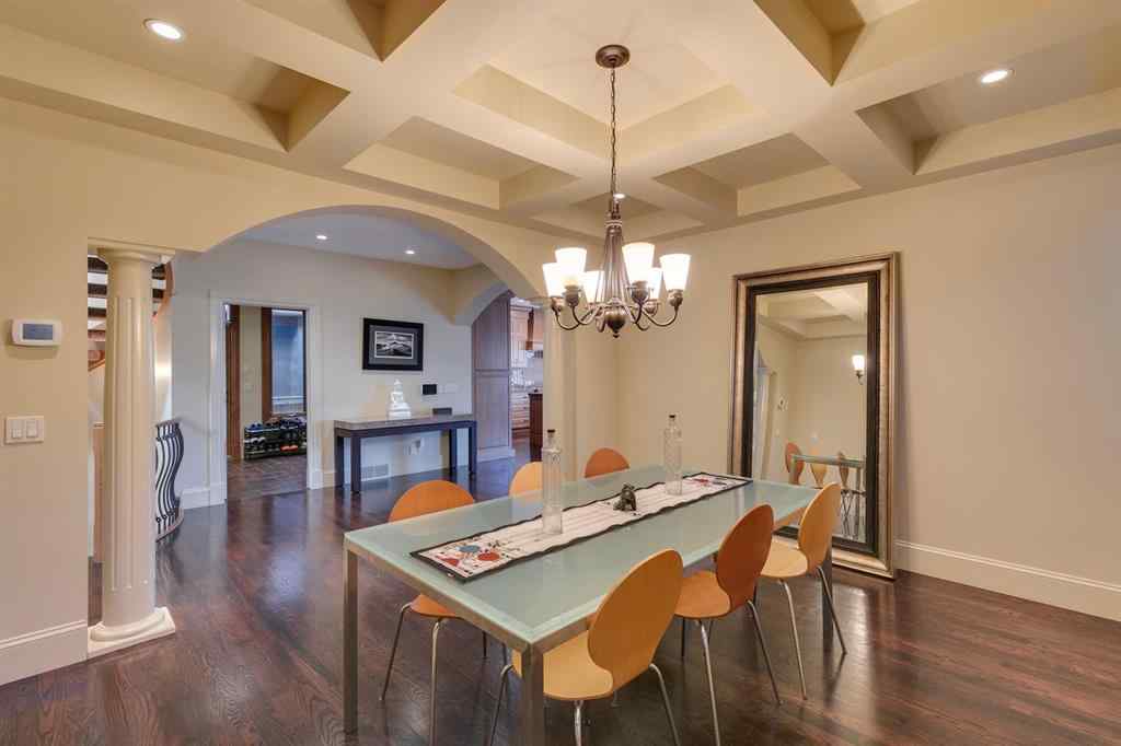 MLS® A2254166 - 2609 7 Avenue NW in West Hillhurst Calgary, Residential