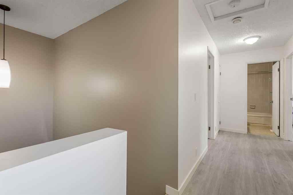 MLS® A2254169 - 62 Beacham Way NW in Beddington Heights Calgary, Residential
