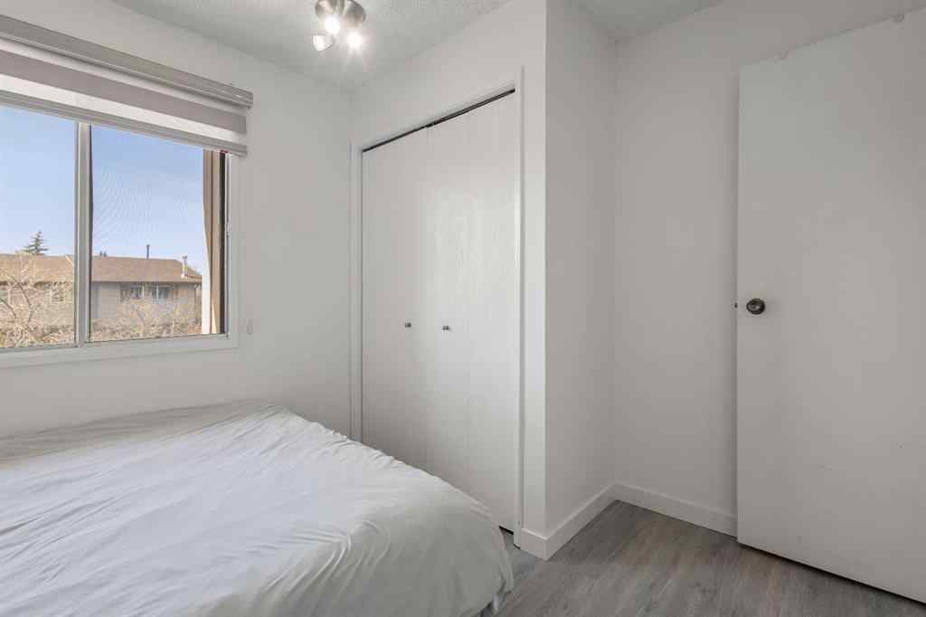 MLS® A2254169 - 62 Beacham Way NW in Beddington Heights Calgary, Residential