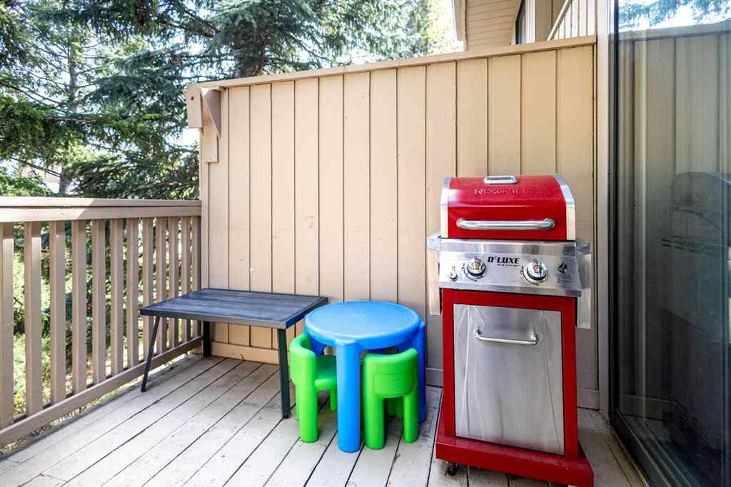 MLS® A2254169 - 62 Beacham Way NW in Beddington Heights Calgary, Residential