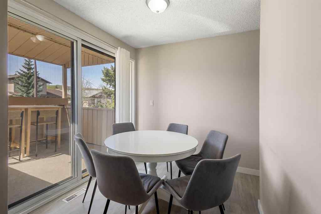 MLS® A2254169 - 62 Beacham Way NW in Beddington Heights Calgary, Residential