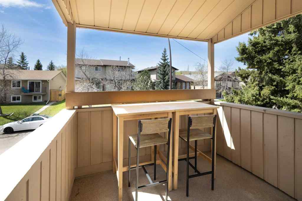 MLS® A2254169 - 62 Beacham Way NW in Beddington Heights Calgary, Residential