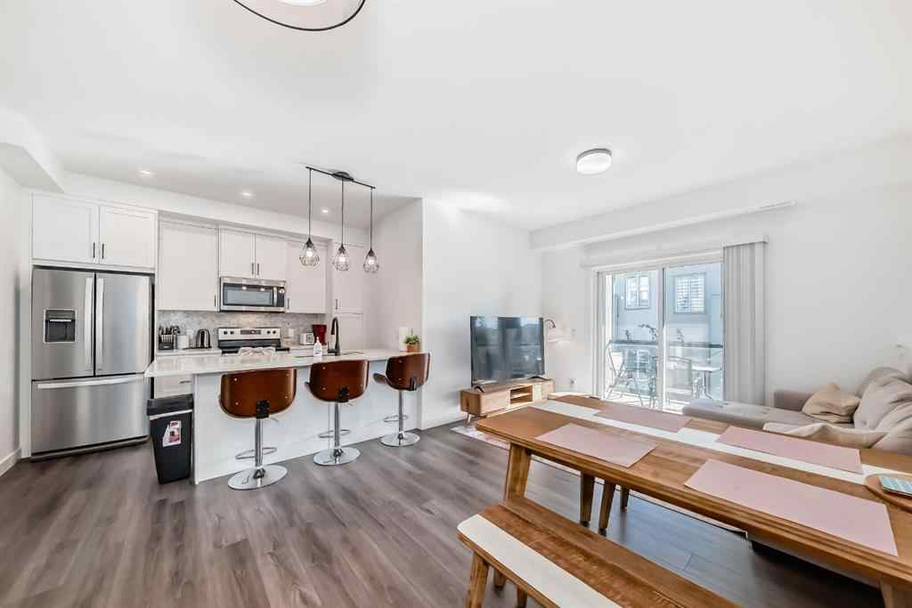 MLS® A2254172 - 124 Spring Creek Common SW in Springbank Hill Calgary, Residential