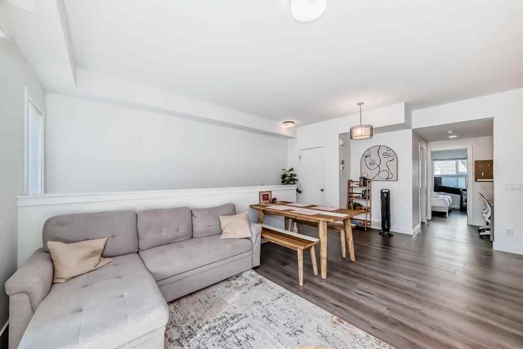 MLS® A2254172 - 124 Spring Creek Common SW in Springbank Hill Calgary, Residential