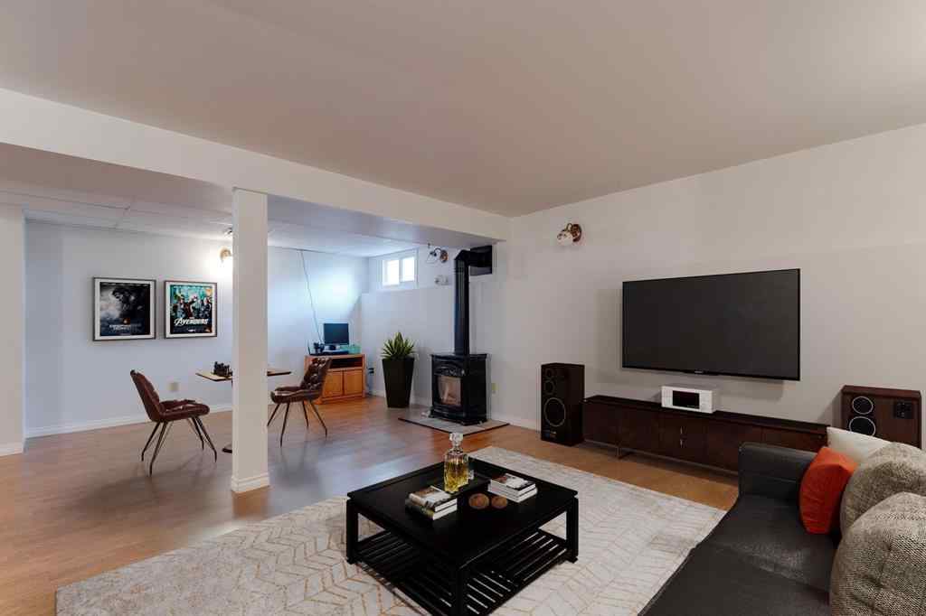 MLS® A2254173 - 429 3 Avenue NE in The Village Airdrie, Residential
