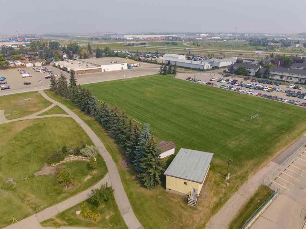 MLS® A2254173 - 429 3 Avenue NE in The Village Airdrie, Residential