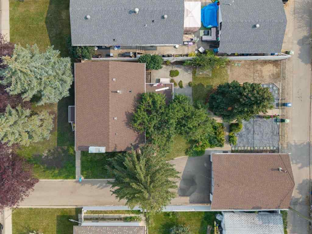 MLS® A2254173 - 429 3 Avenue NE in The Village Airdrie, Residential
