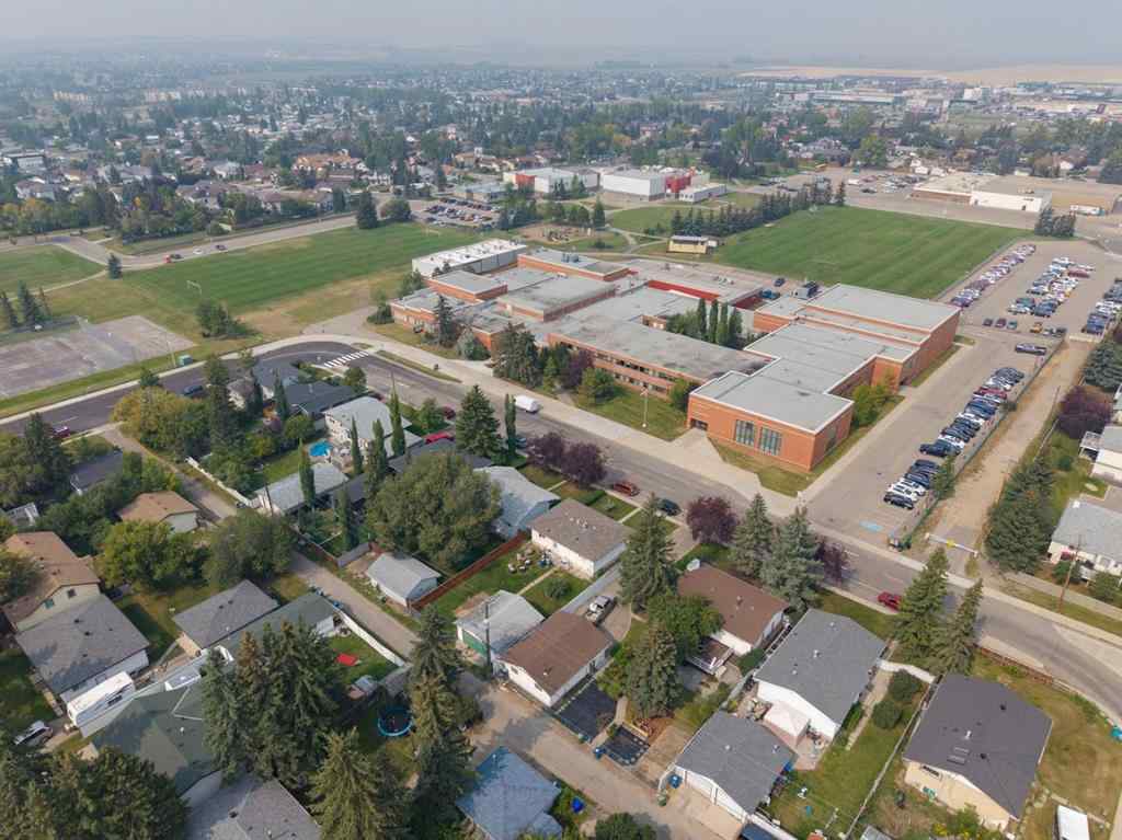 MLS® A2254173 - 429 3 Avenue NE in The Village Airdrie, Residential