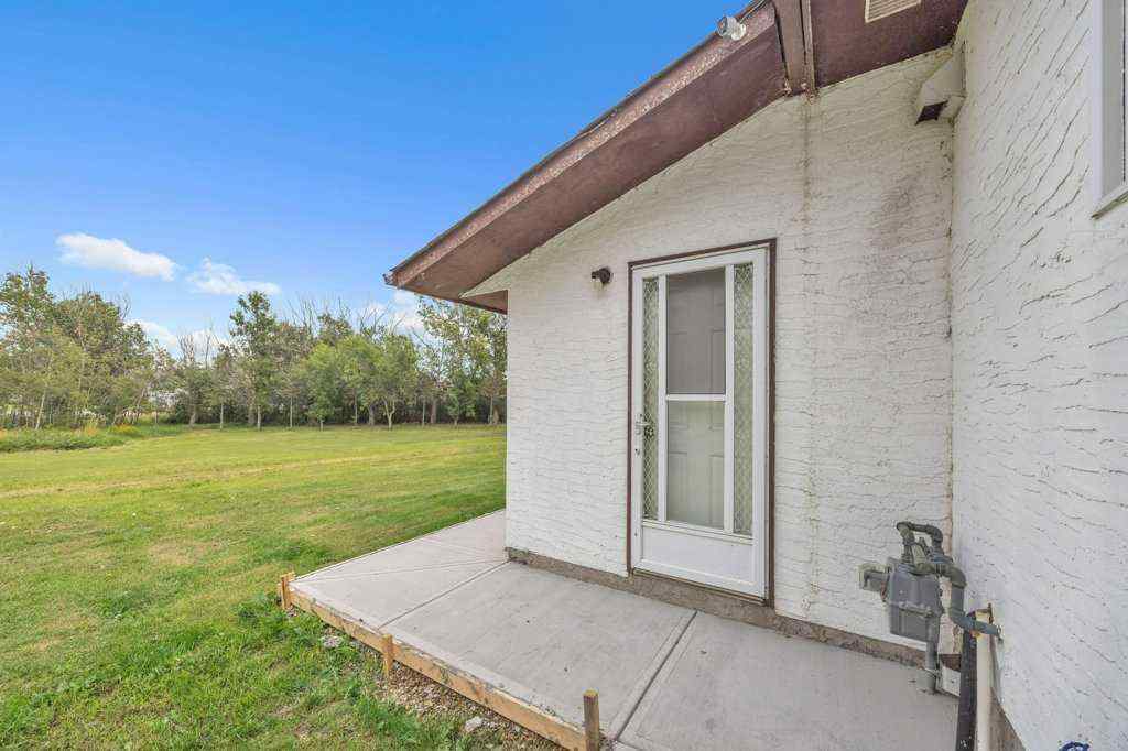 MLS® A2254174 - 40 Pleasant Range Place  in NONE Rural Rocky View County, Residential
