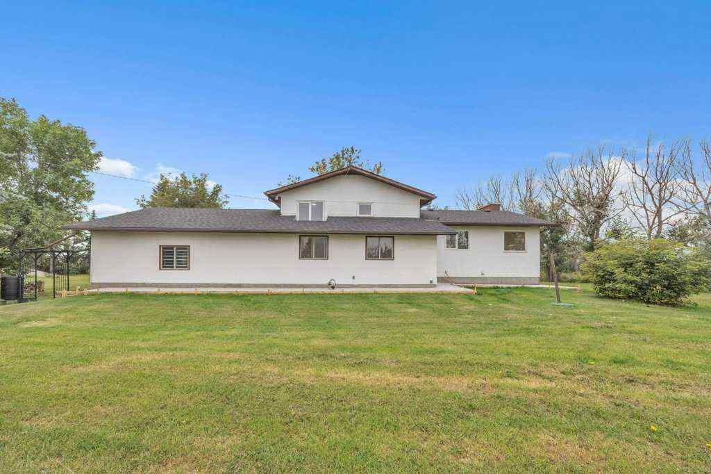 MLS® A2254174 - 40 Pleasant Range Place  in NONE Rural Rocky View County, Residential