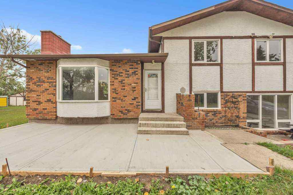 MLS® A2254174 - 40 Pleasant Range Place  in NONE Rural Rocky View County, Residential