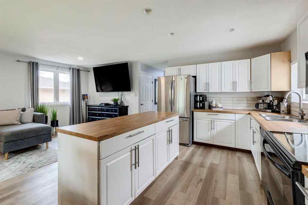 MLS® A2254177 - 3456 31A Avenue SE in Dover Calgary, Residential
