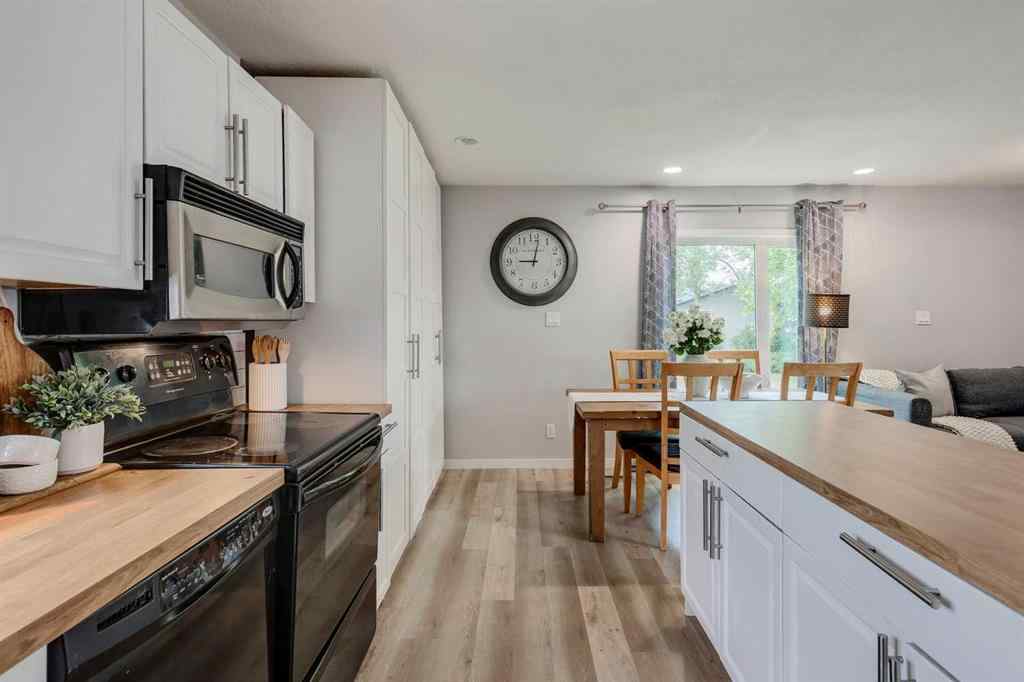 MLS® A2254177 - 3456 31A Avenue SE in Dover Calgary, Residential