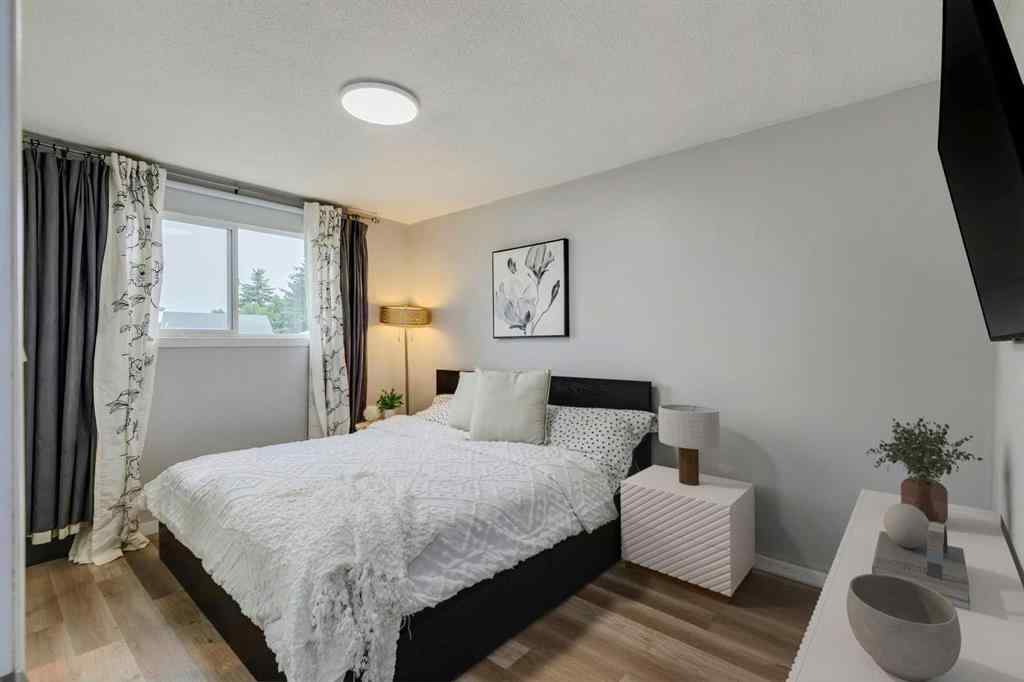 MLS® A2254177 - 3456 31A Avenue SE in Dover Calgary, Residential