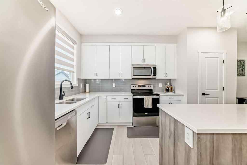 MLS® A2254182 - 95 Heirloom Boulevard SE in Rangeview Calgary, Residential