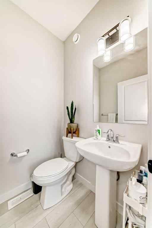 MLS® A2254182 - 95 Heirloom Boulevard SE in Rangeview Calgary, Residential