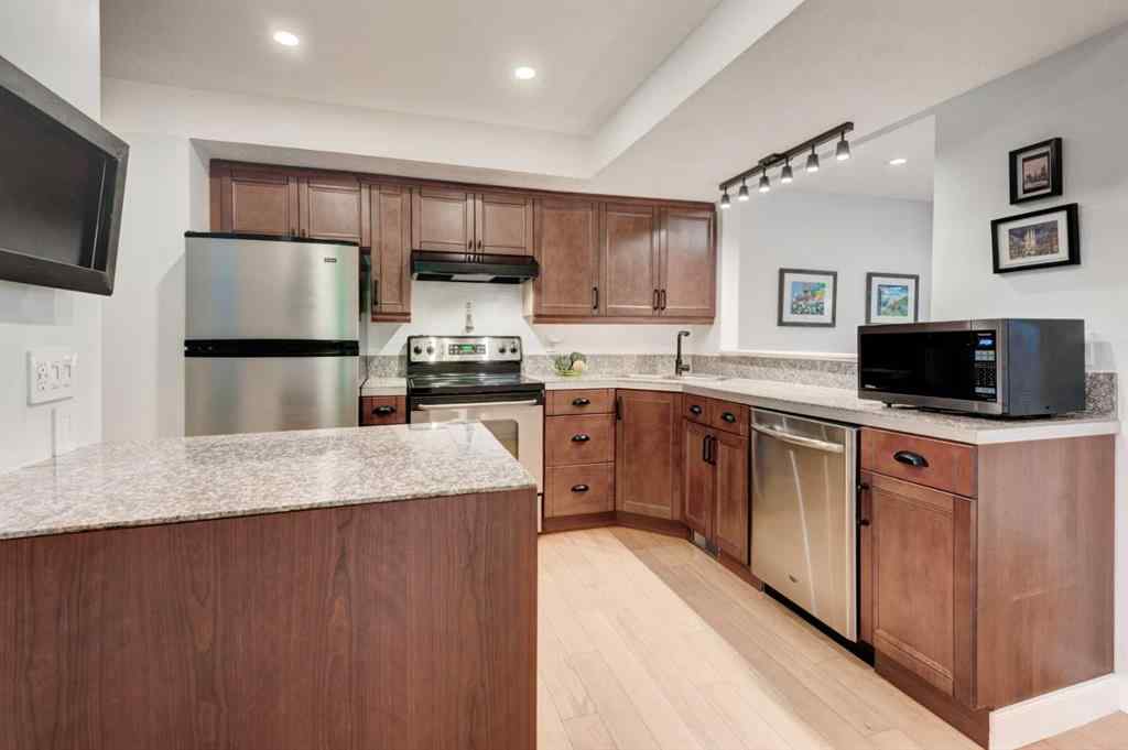 MLS® A2254184 - 3115 43 Street SW in Glenbrook Calgary, Residential