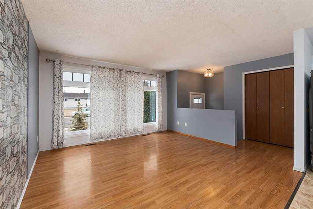 MLS® A2254186 - 4905 53 Avenue  in NONE Kitscoty, Residential
