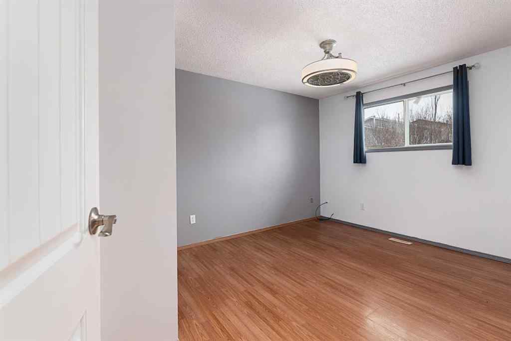 MLS® A2254186 - 4905 53 Avenue  in NONE Kitscoty, Residential