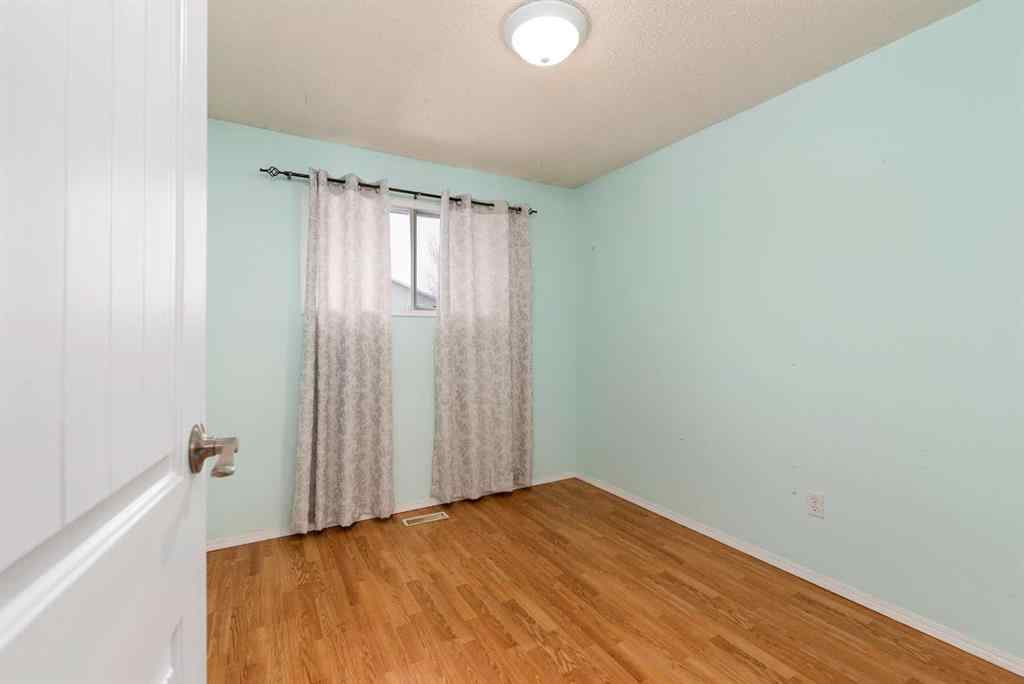 MLS® A2254186 - 4905 53 Avenue  in NONE Kitscoty, Residential