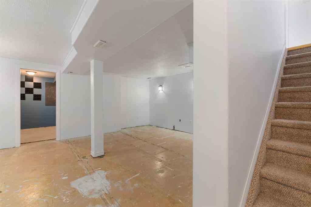 MLS® A2254186 - 4905 53 Avenue  in NONE Kitscoty, Residential