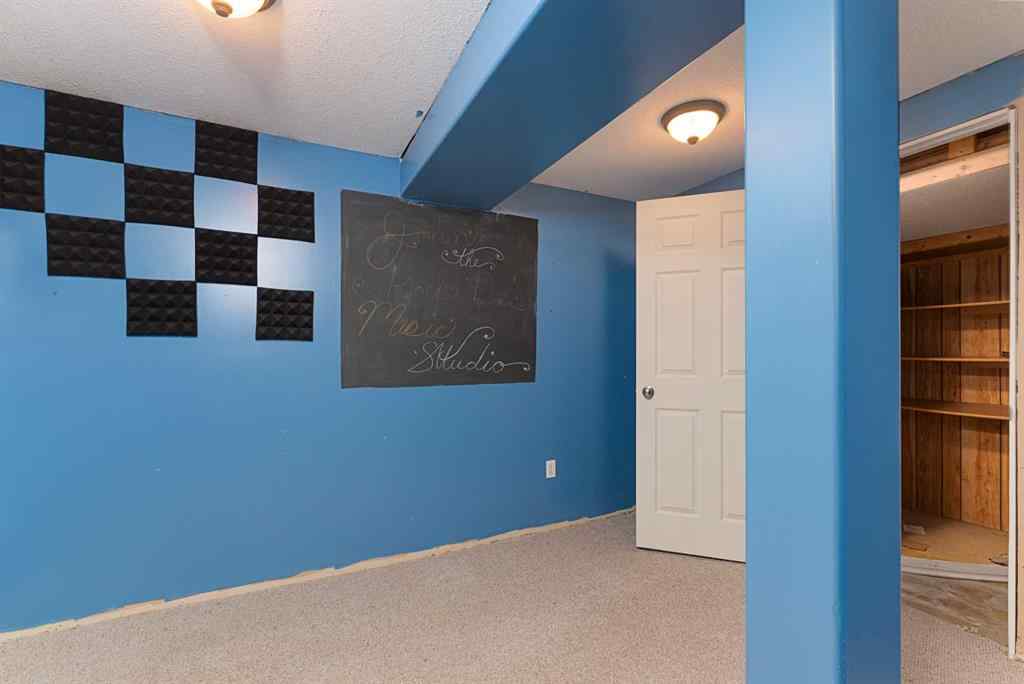 MLS® A2254186 - 4905 53 Avenue  in NONE Kitscoty, Residential