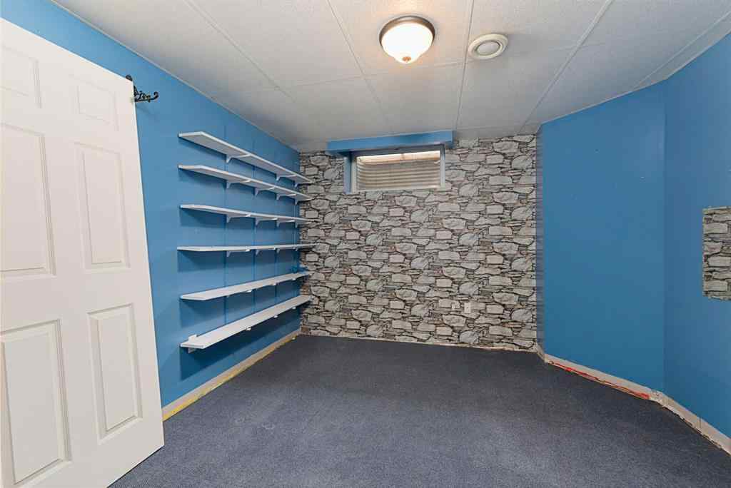 MLS® A2254186 - 4905 53 Avenue  in NONE Kitscoty, Residential