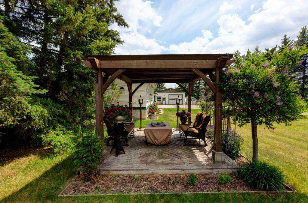 MLS® A2254190 - 2193 434 Avenue E in NONE Rural Foothills County, Residential