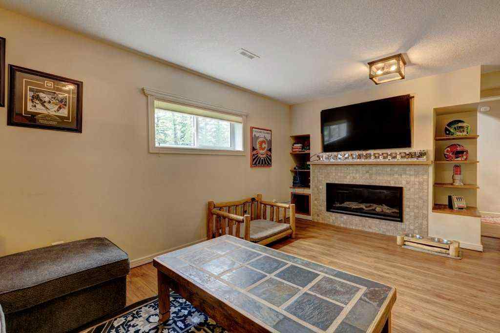 MLS® A2254190 - 2193 434 Avenue E in NONE Rural Foothills County, Residential