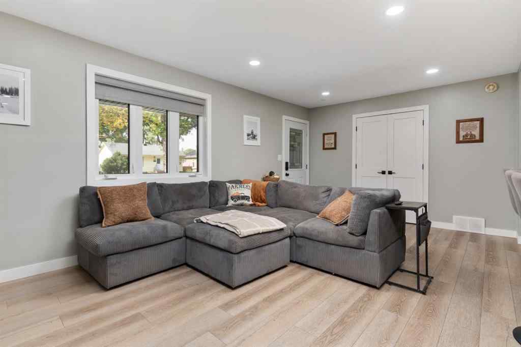 MLS® A2254197 - 4715 47 Street  in Augustana Camrose, Residential