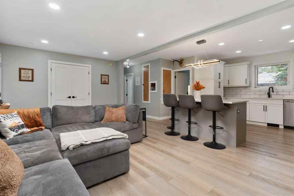 MLS® A2254197 - 4715 47 Street  in Augustana Camrose, Residential