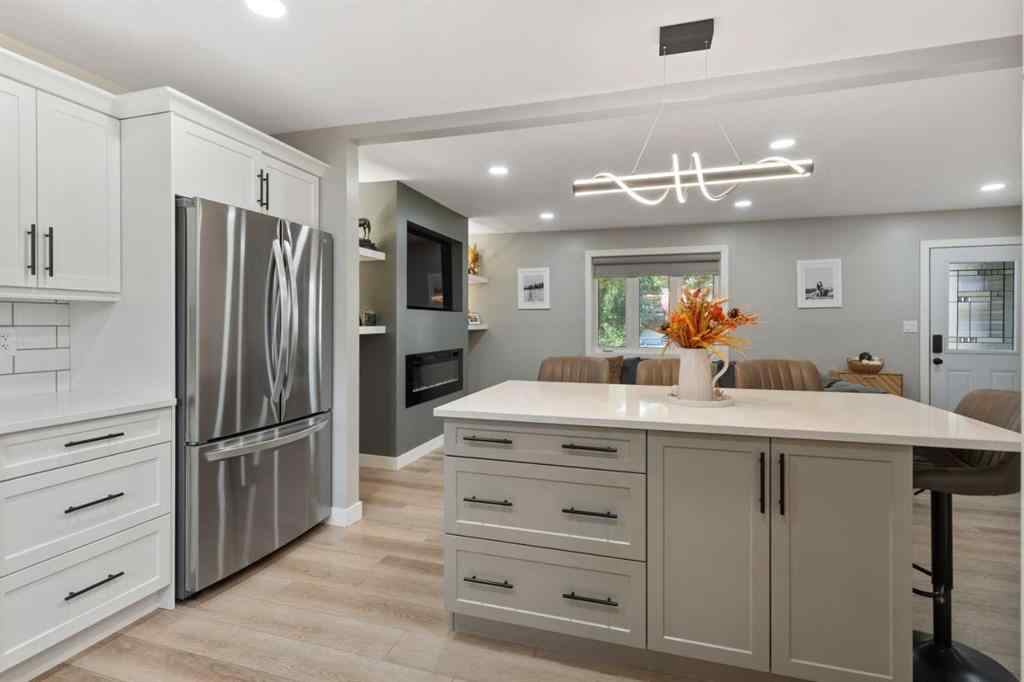 MLS® A2254197 - 4715 47 Street  in Augustana Camrose, Residential