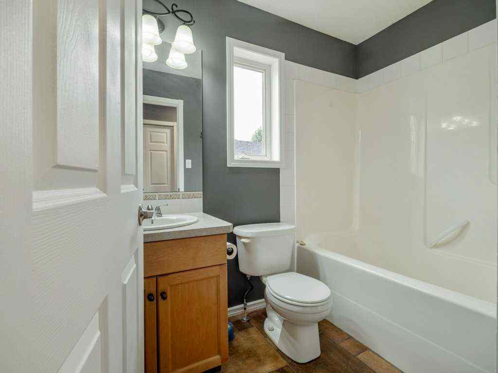MLS® A2254200 - 11 Rivercrest Court W in Riverstone Lethbridge, Residential