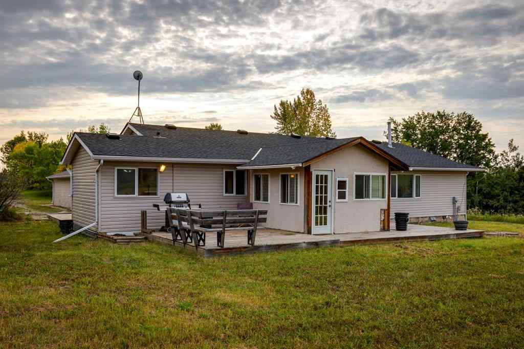 MLS® A2254201 - 263025 16 Street W in DeWinton Heights Rural Foothills County, Residential