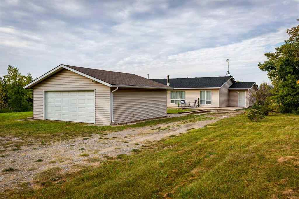 MLS® A2254201 - 263025 16 Street W in DeWinton Heights Rural Foothills County, Residential
