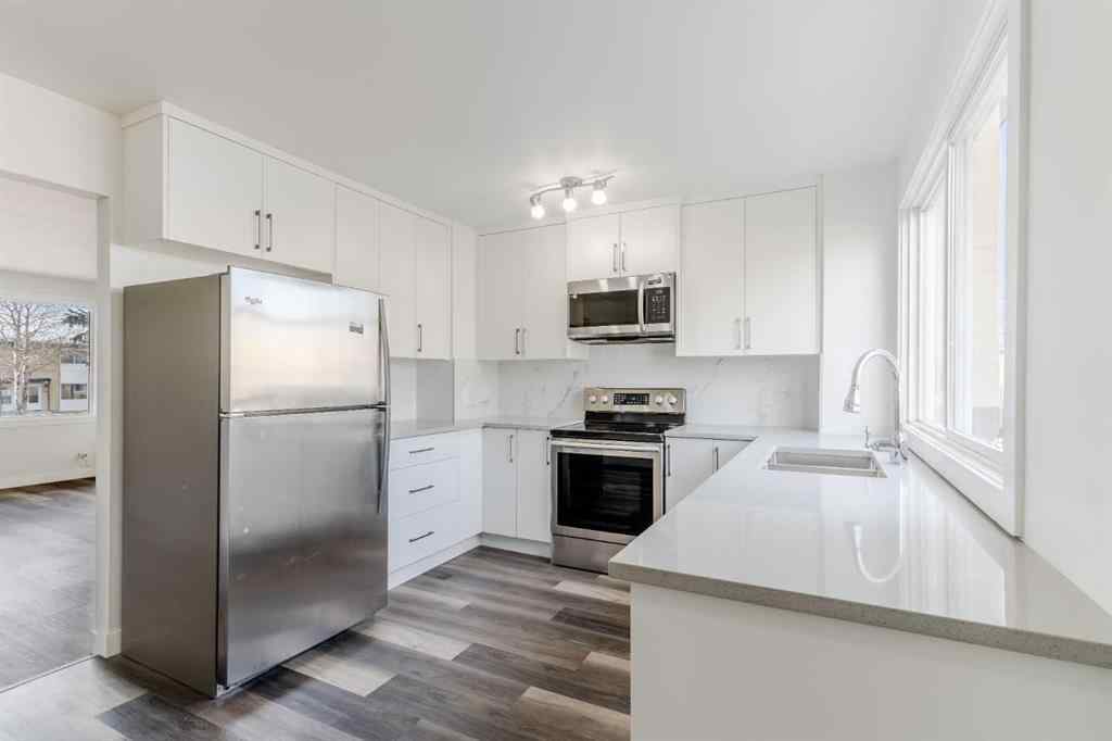 MLS® A2254202 - Unit #346 2211 19 Street NE in Vista Heights Calgary, Residential