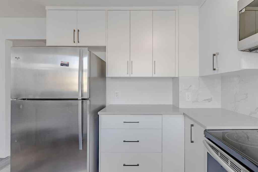 MLS® A2254202 - Unit #346 2211 19 Street NE in Vista Heights Calgary, Residential